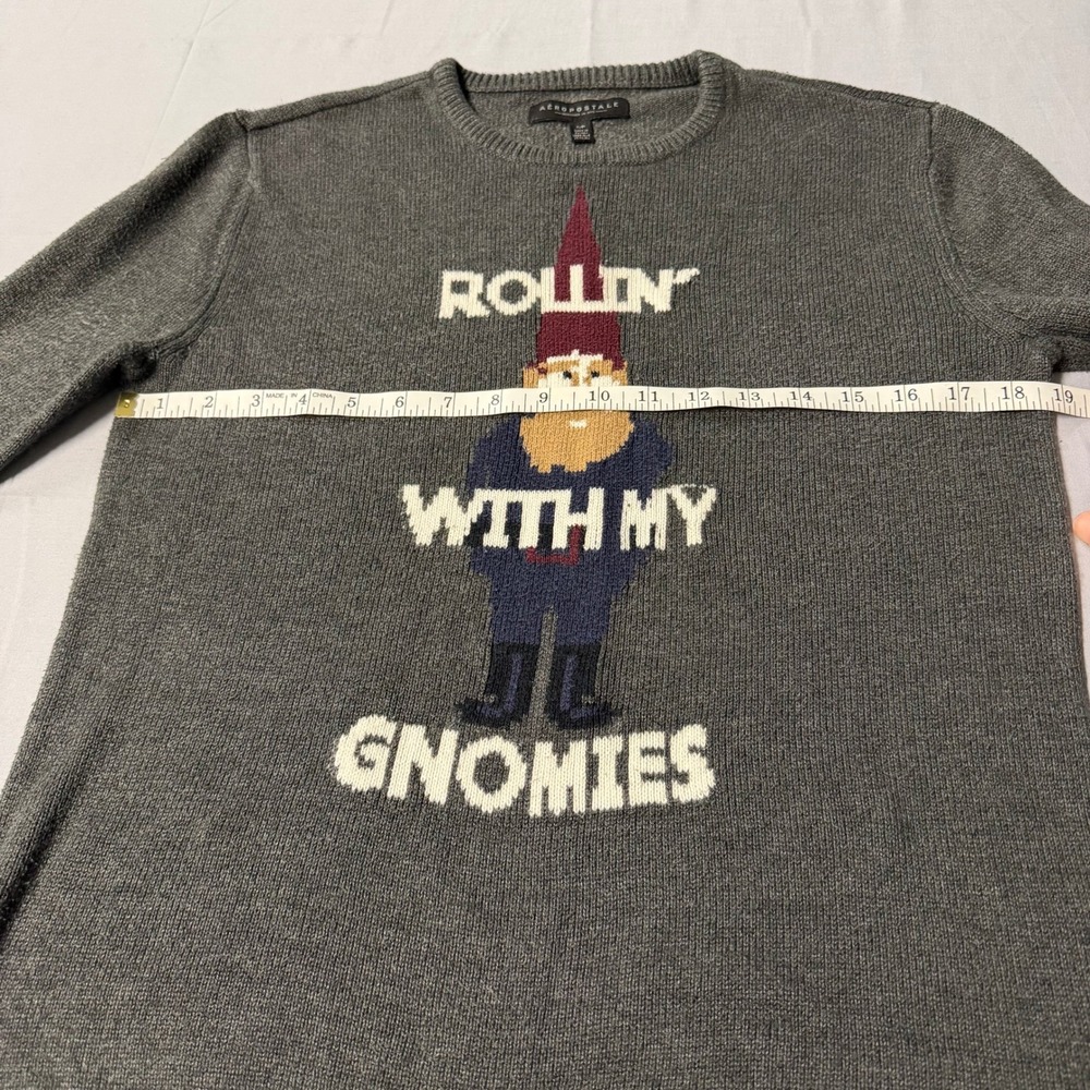 Aeropostale Mens Grey Rollin With My Gnomies Graphic Knit Sweater Small RN121726 - Picture 3 of 7